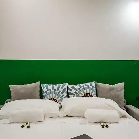 Domus River - Le Arche Apartment *