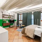 Domus River - Le Arche * Verona